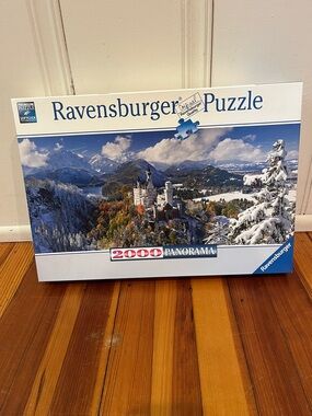 Ravensburger Panorama 2000-Piece Puzzle - Blue, White, Green, Brown